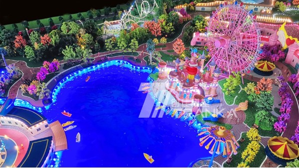 給童年一雙翅膀，幸福起飛   ┃   奧飛動(dòng)漫世界模型